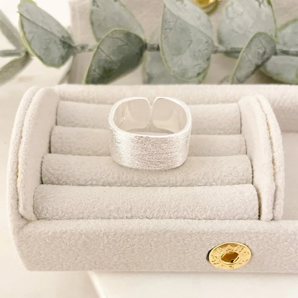 925 Sterling Silver Ring Band Brushed Ring Wide Ring Chunky Ring Texture Ring - Picture 4 of 8